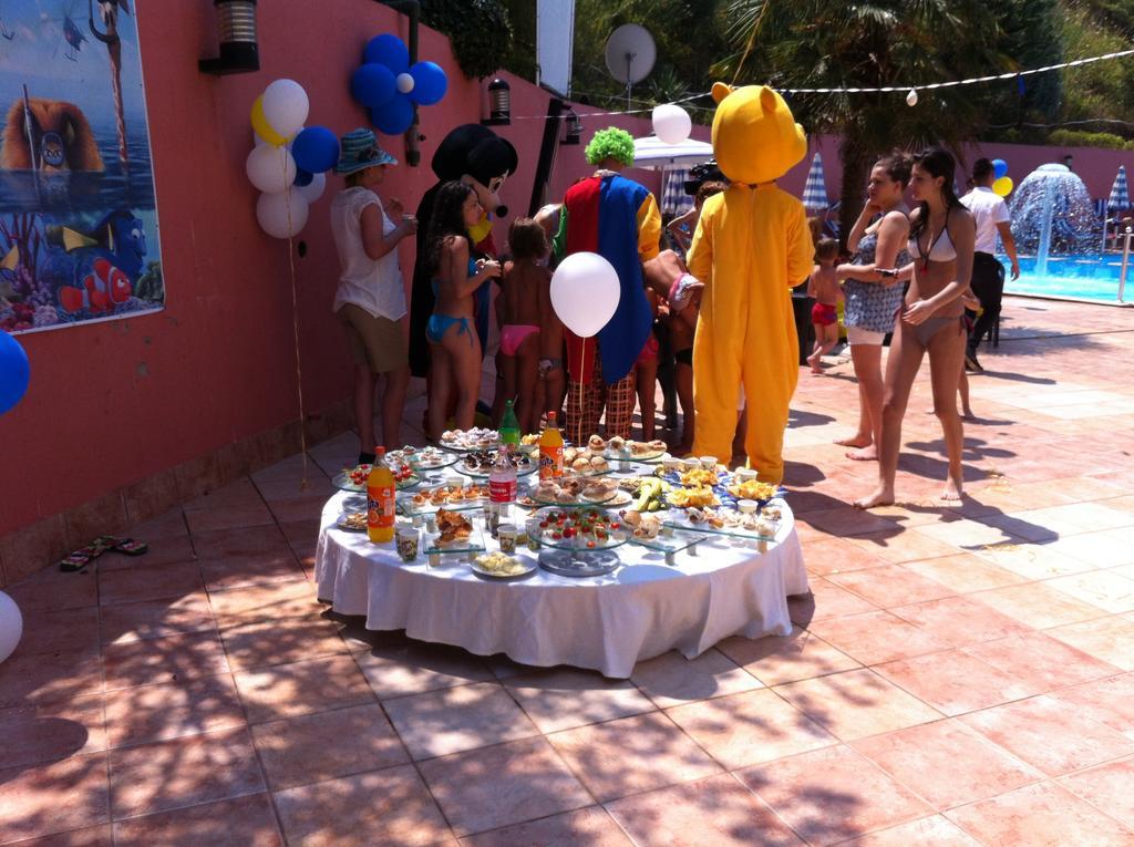 Hotel New York Vlorë Esterno foto