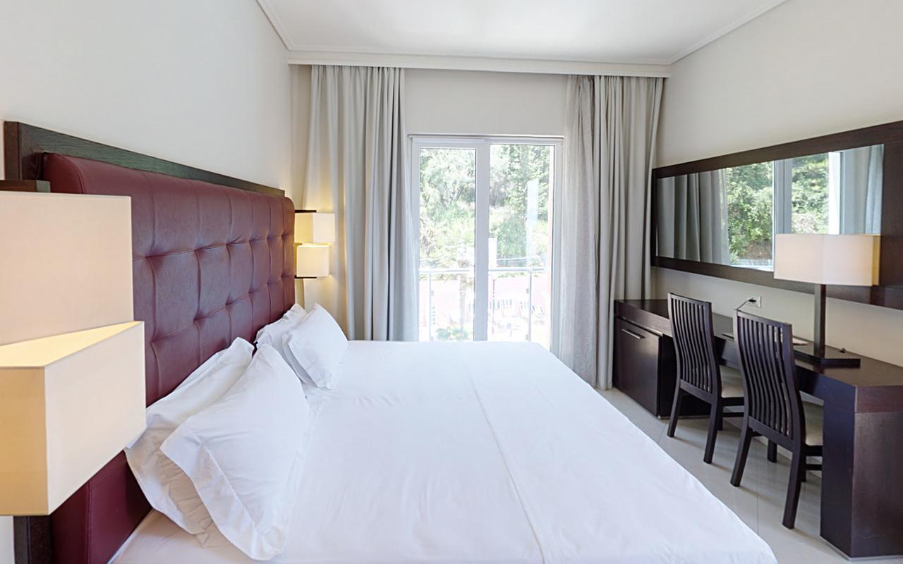 Hotel New York Vlorë Esterno foto