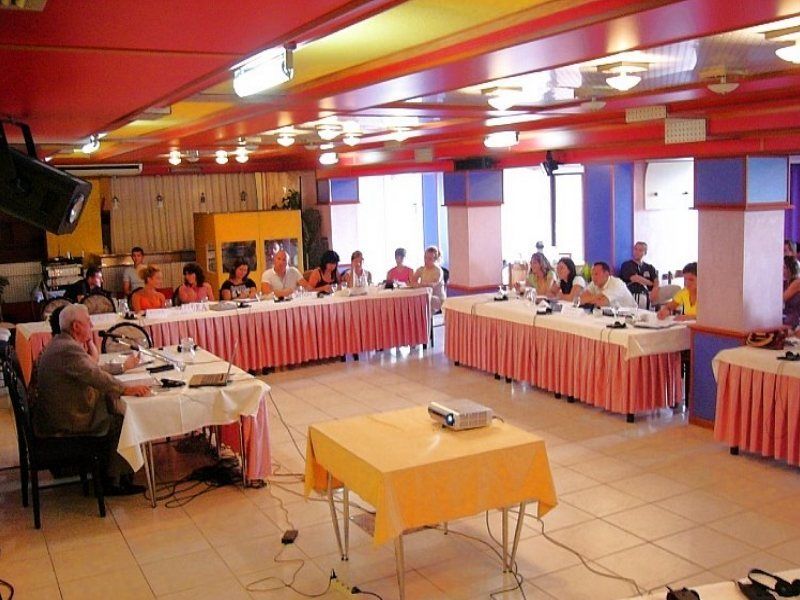 Hotel New York Vlorë Esterno foto